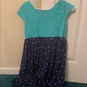 A dress that has only been worn once!!